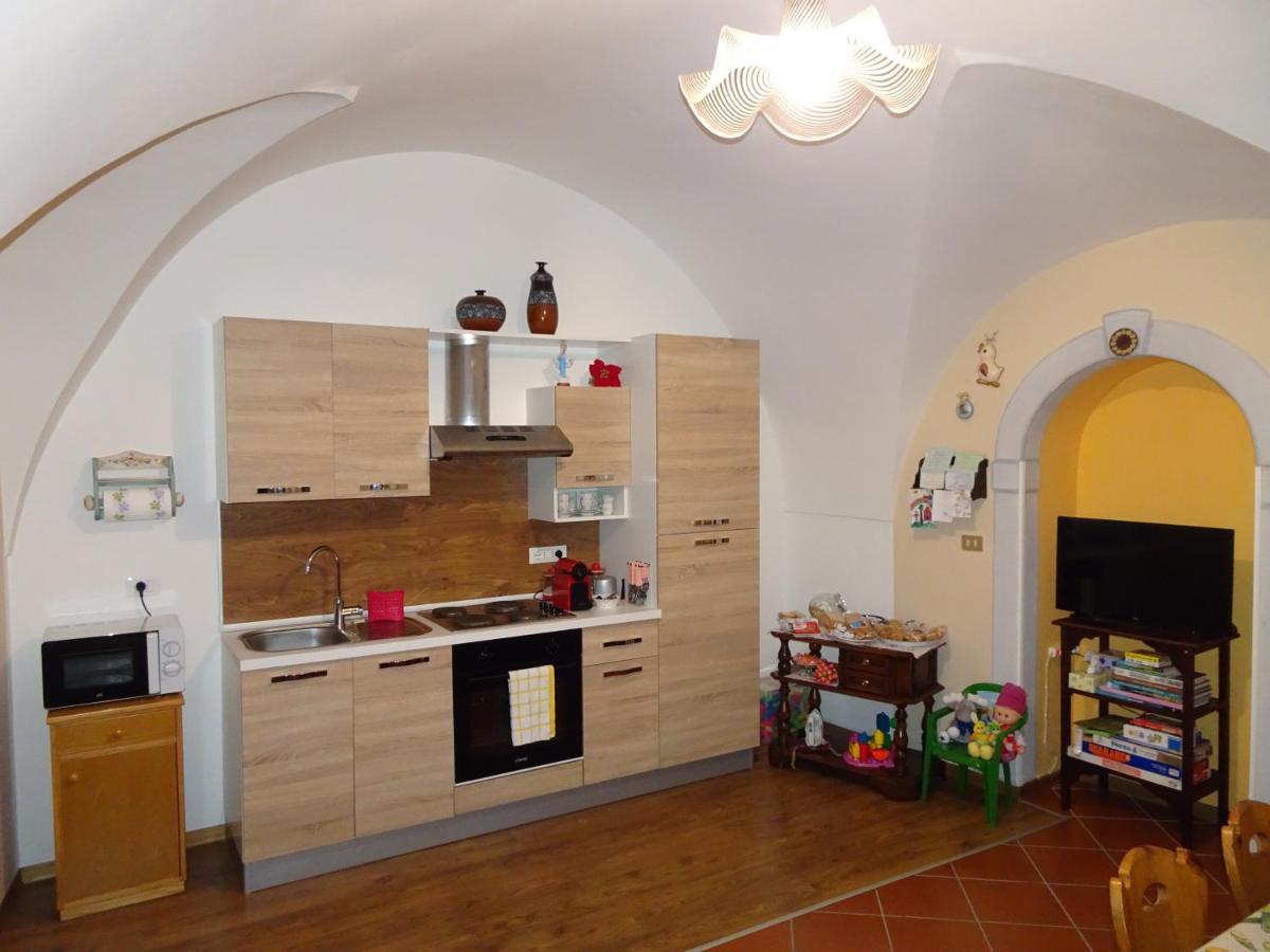 B&B San Valentino Giovo ภายนอก รูปภาพ